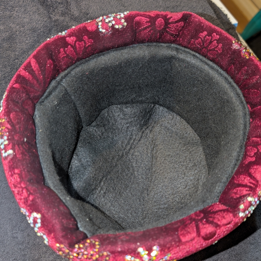 A burgundy velvet hat embellished with glass and Swavorsky crystal gems. - Picture 11 of 11